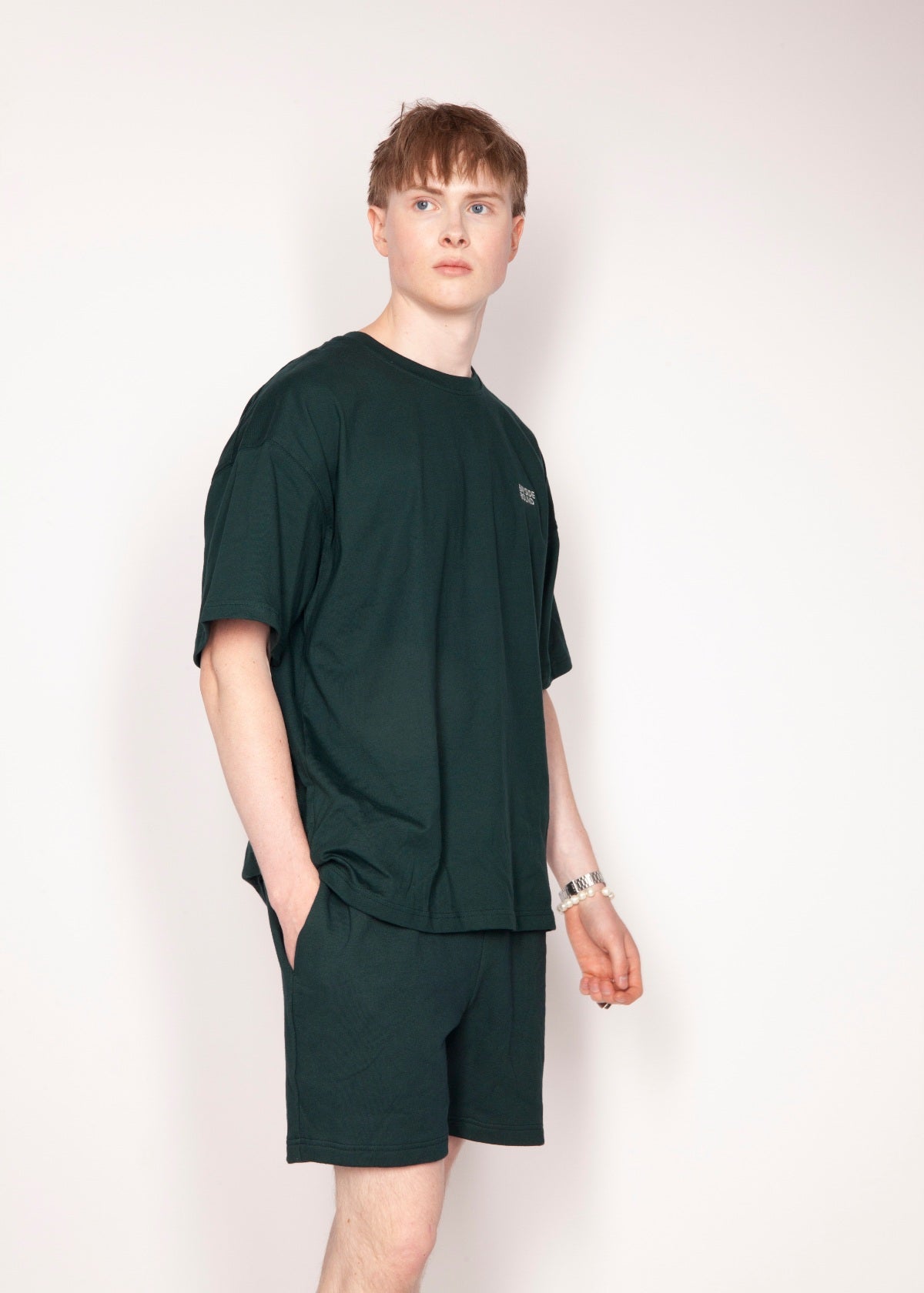 THE ATHLETIC BOUND OVERSIZE TEE
