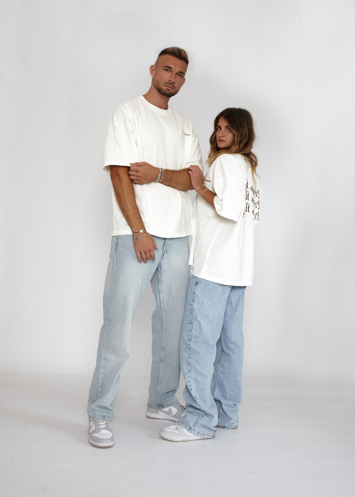 THE KEEP IT SUNNY OVERSIZE TEE