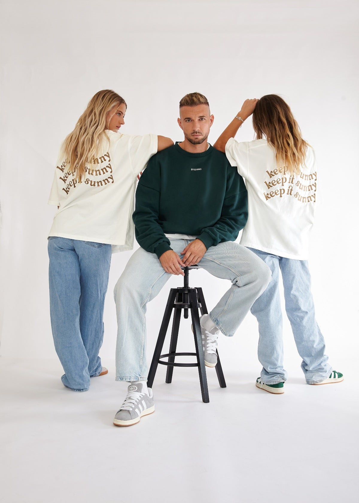 THE KEEP IT SUNNY OVERSIZE TEE