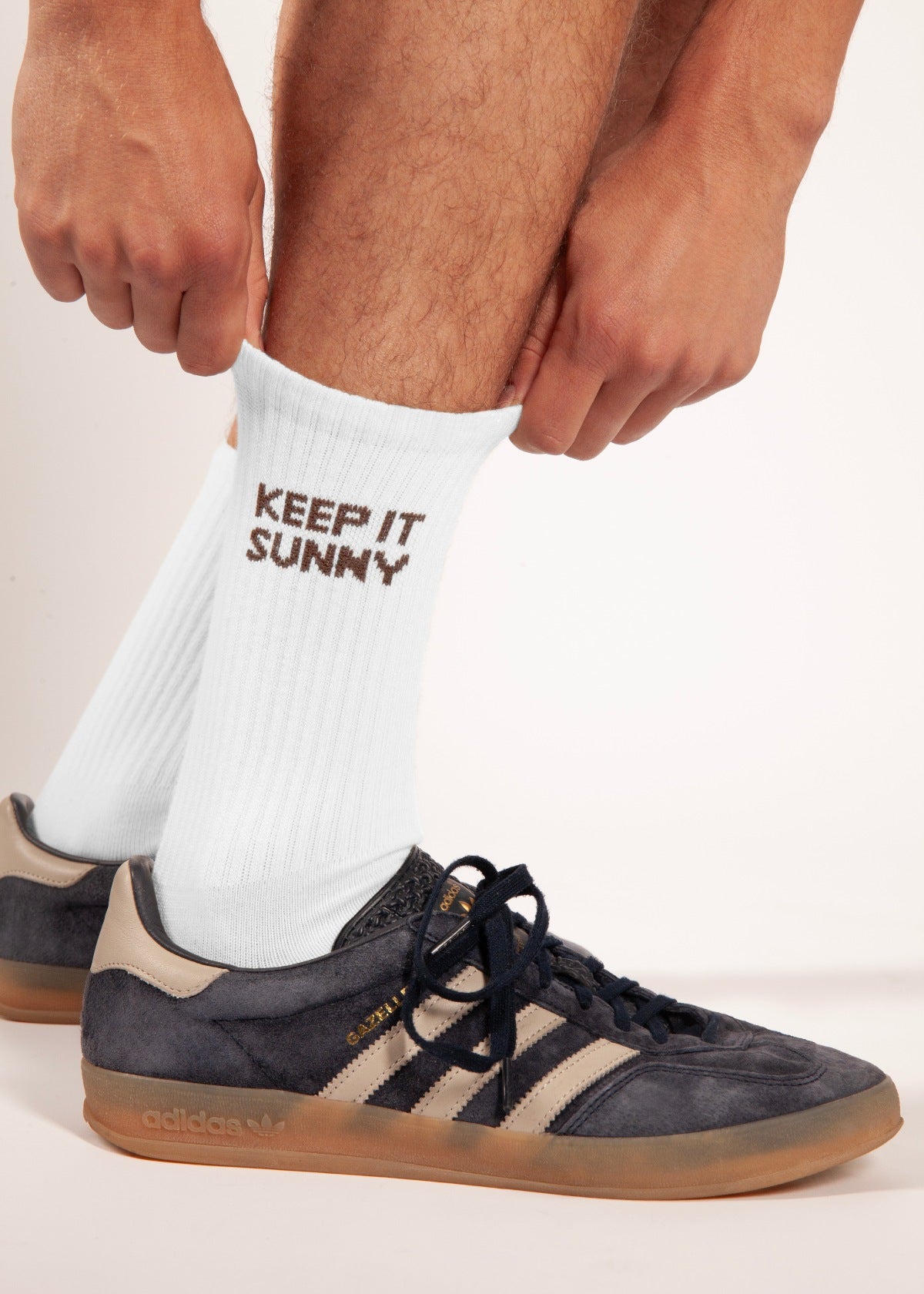 THE KEEP IT SUNNY SOCKS
