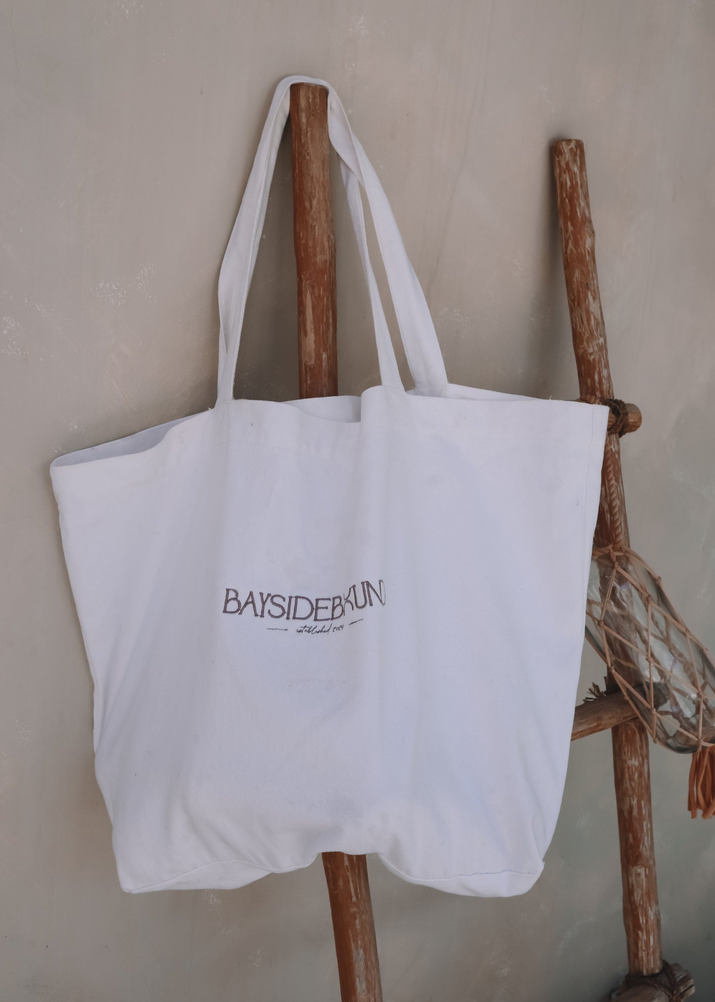 THE BAYSIDE TOTE BAG