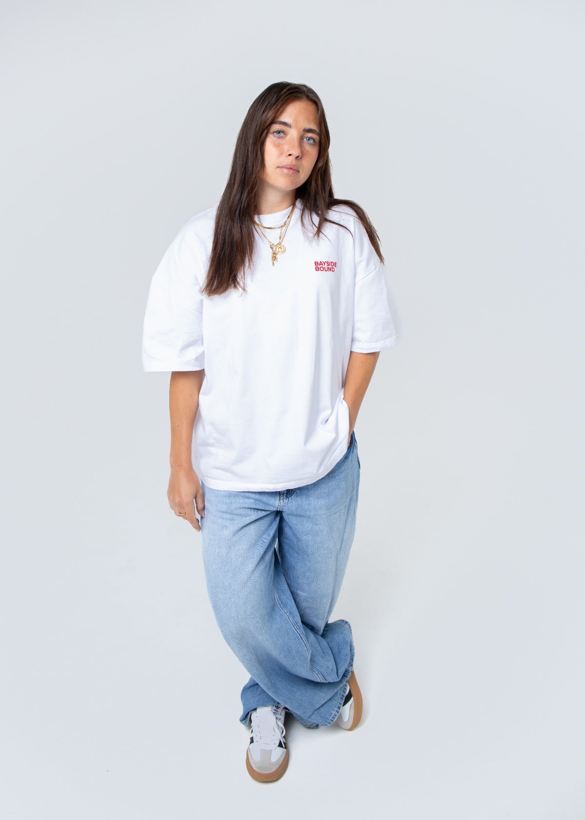 THE I AM NOT A NICHE OVERSIZE TEE