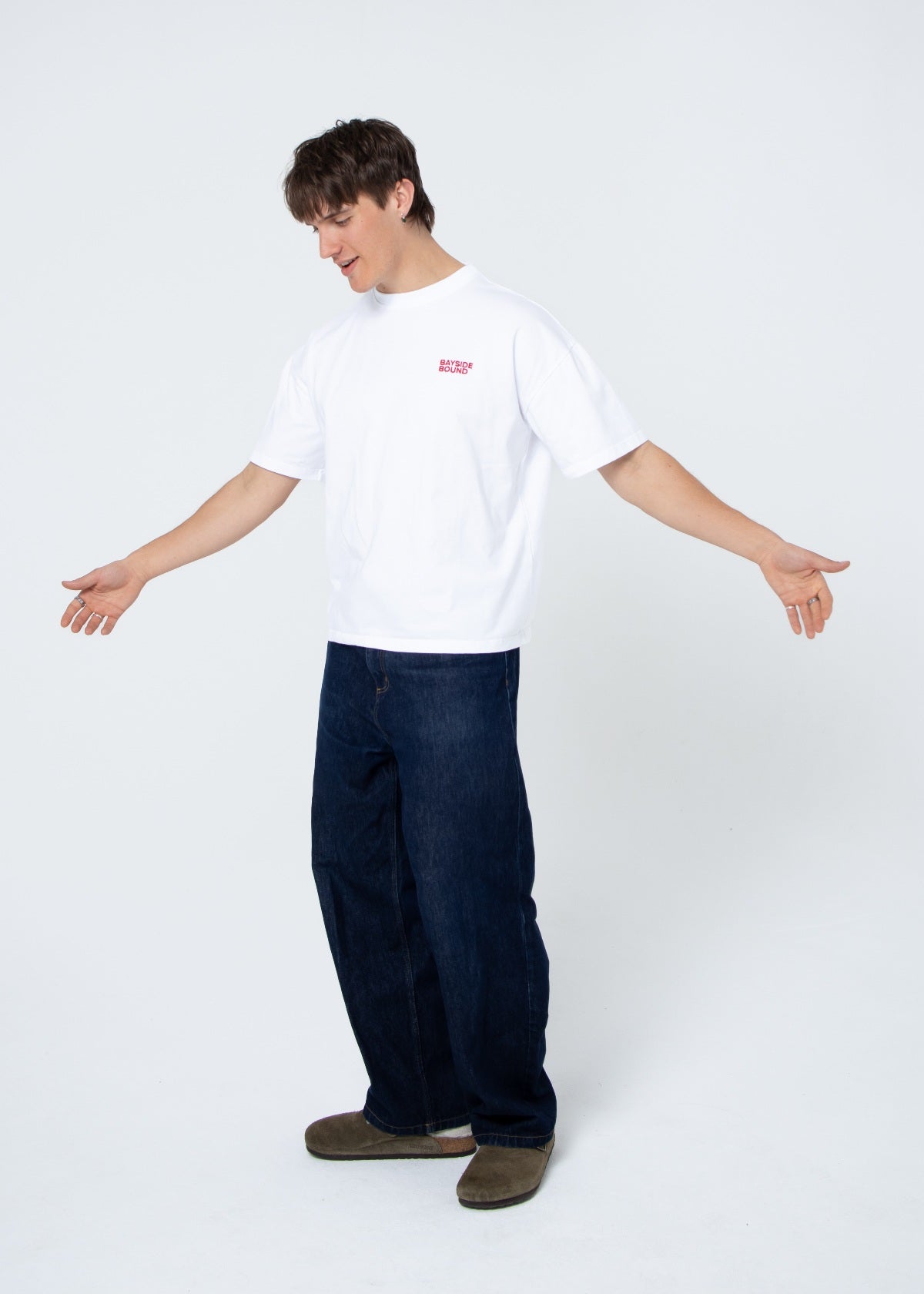 THE I AM NOT A NICHE OVERSIZE TEE