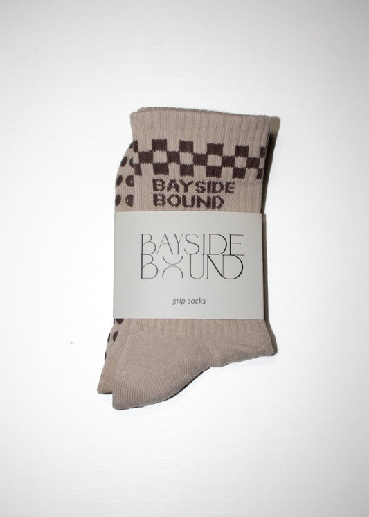 THE KEEP IT SUNNY PILATES GRIP SOCKS