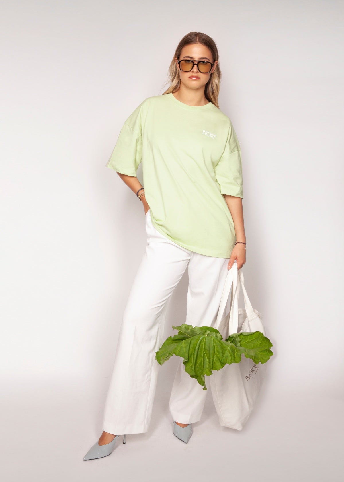 THE ICED SEASON OVERSIZE TEE
