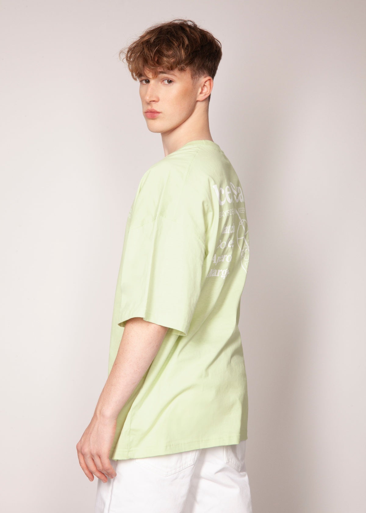 THE ICED SEASON OVERSIZE TEE