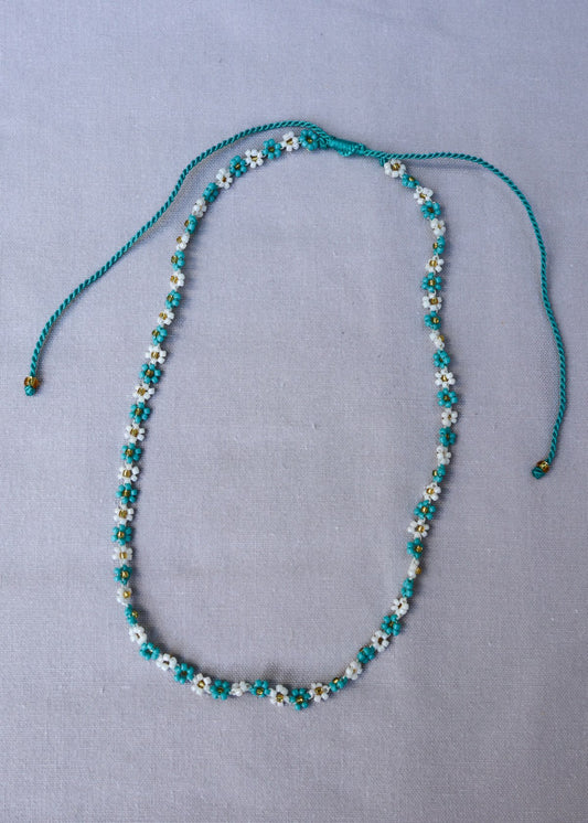 THE FLOWER NECKLACE