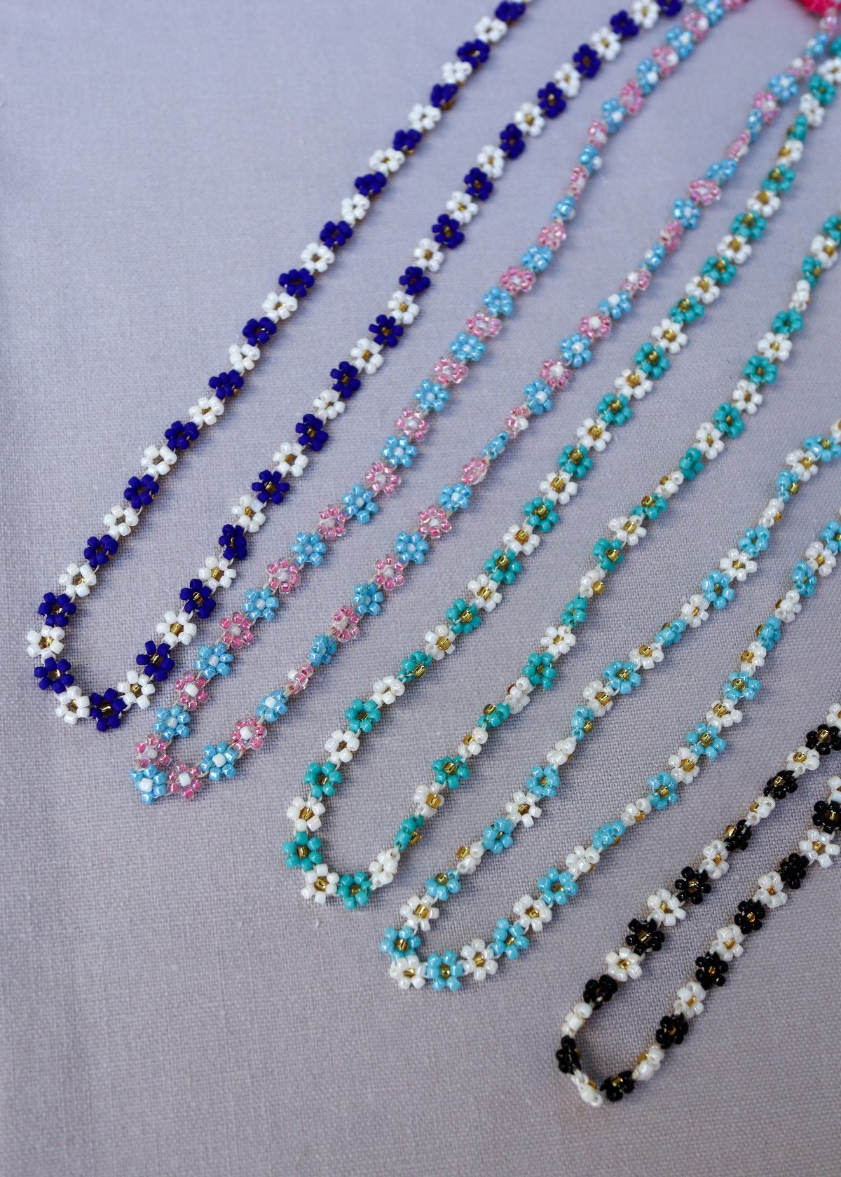 THE FLOWER SET
