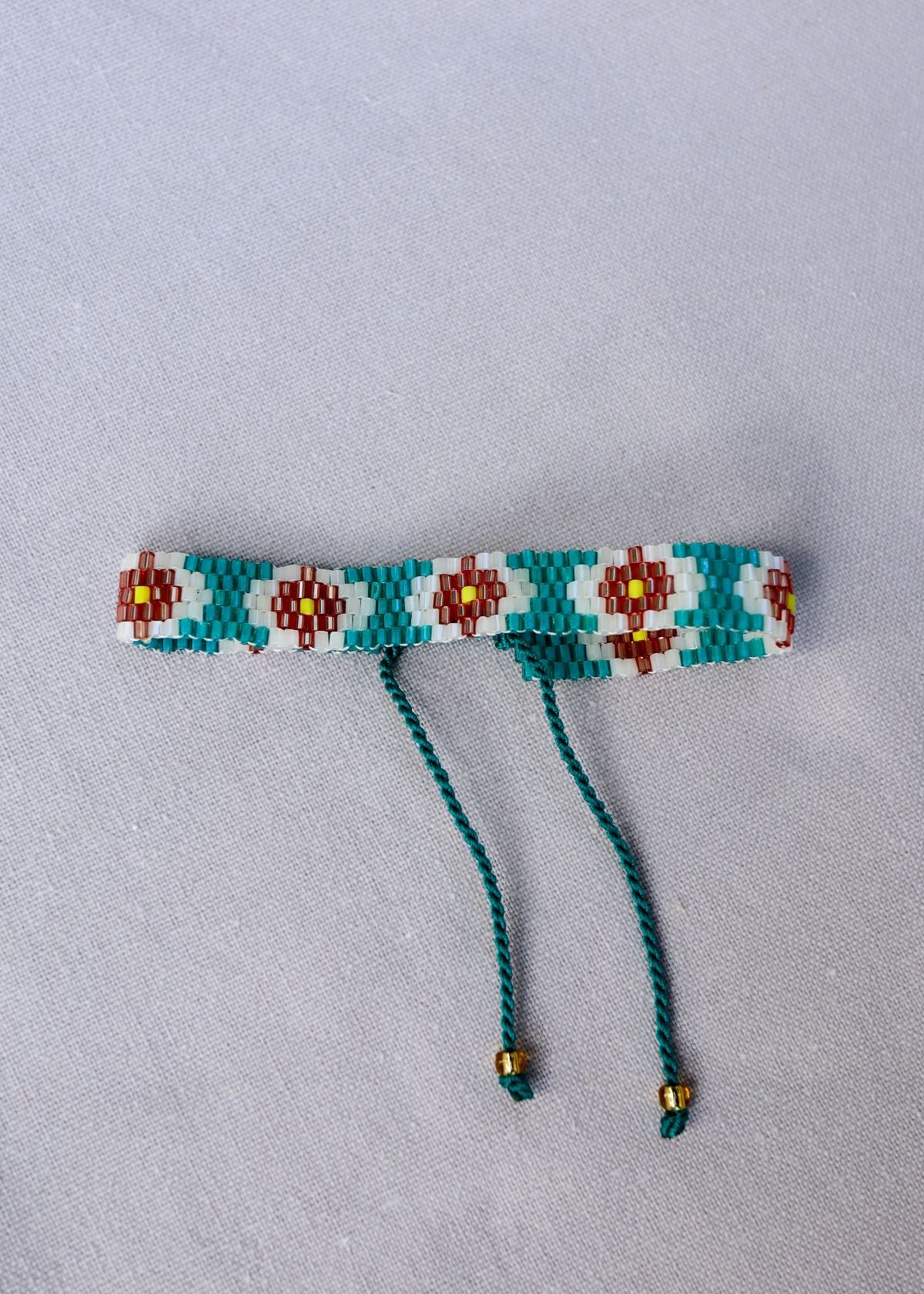 THE PIXEL BRACELET