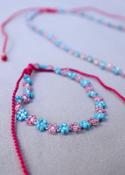 THE FLOWER SET