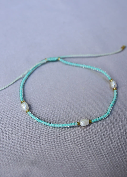 THE PEARL BRACELET