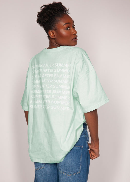 THE SUMMER AFTER SUMMER OVERSIZE TEE