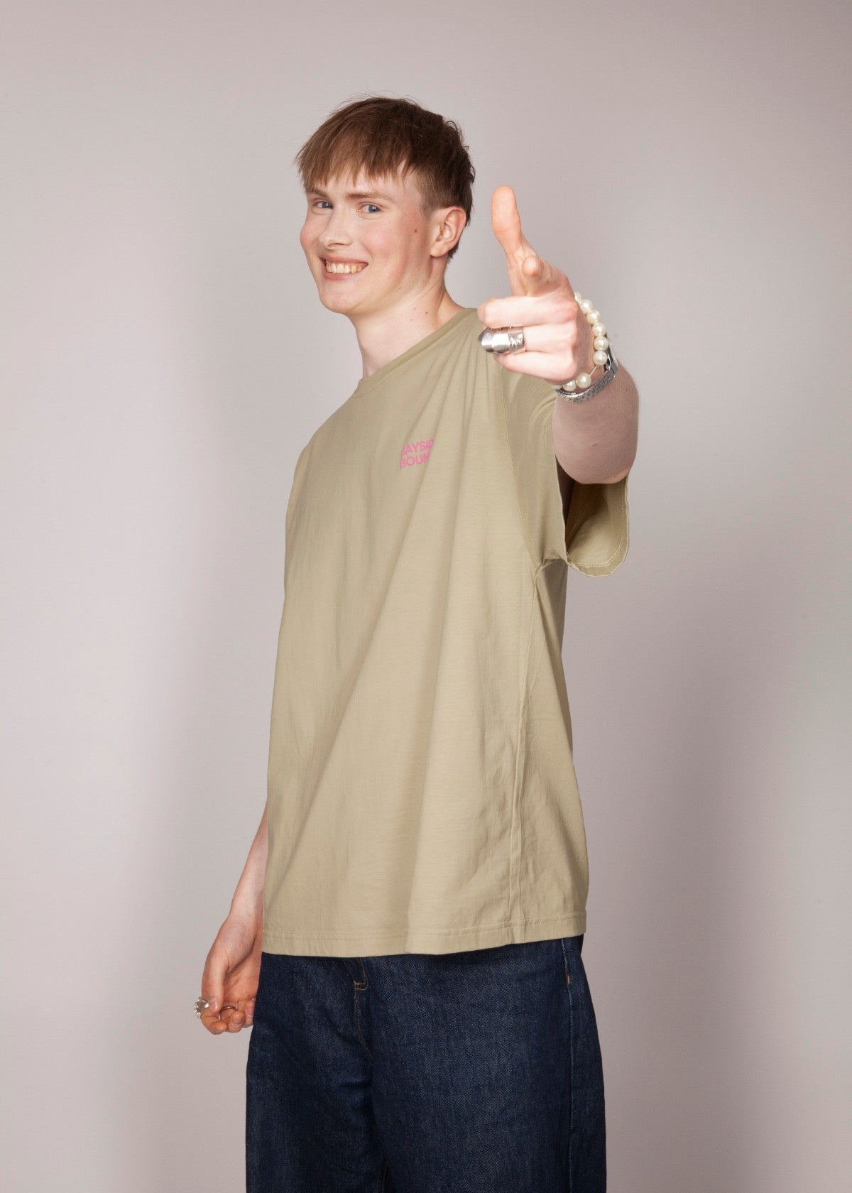 THE THIS AND NO STRESS OVERSIZE TEE
