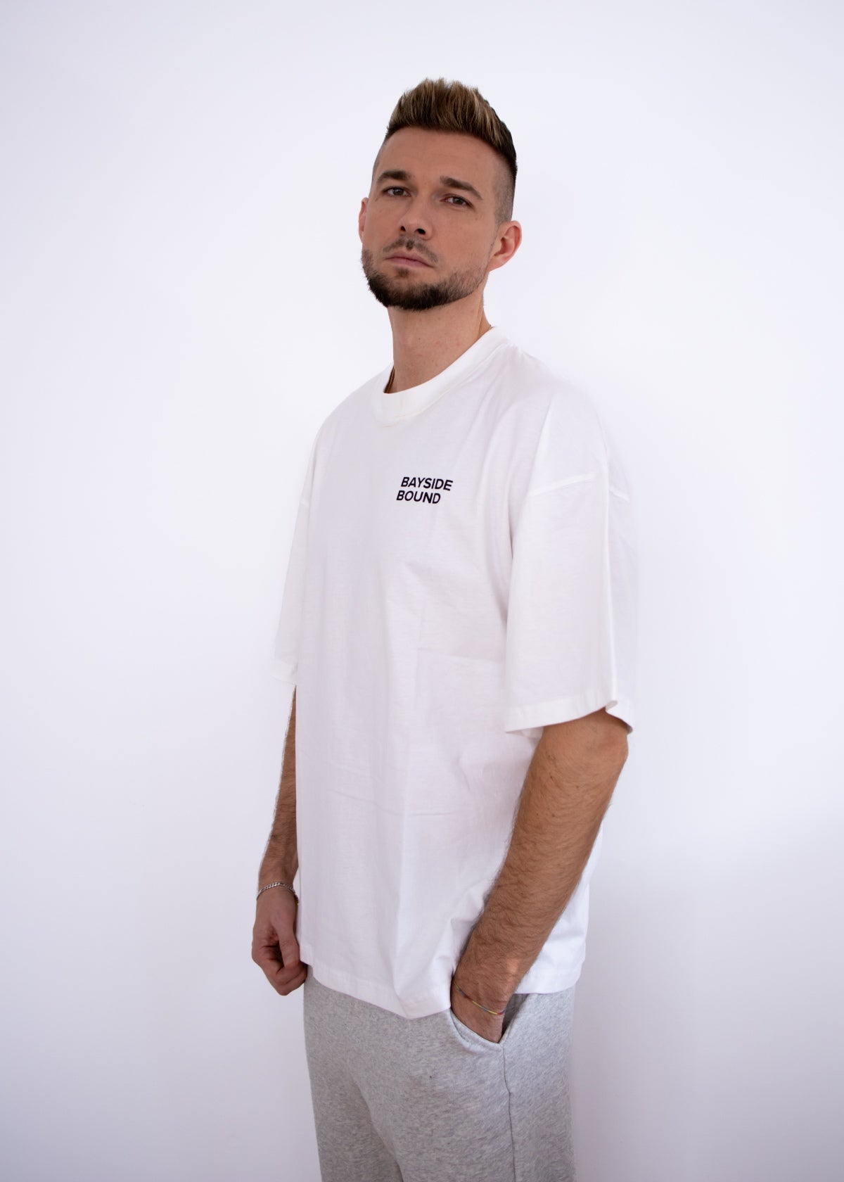 THE WORKOUT OVERSIZE TEE
