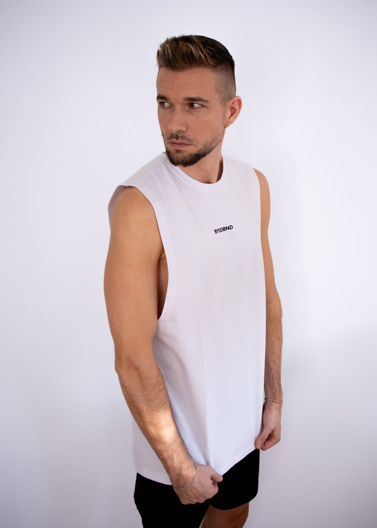 THE WORKOUT TANK